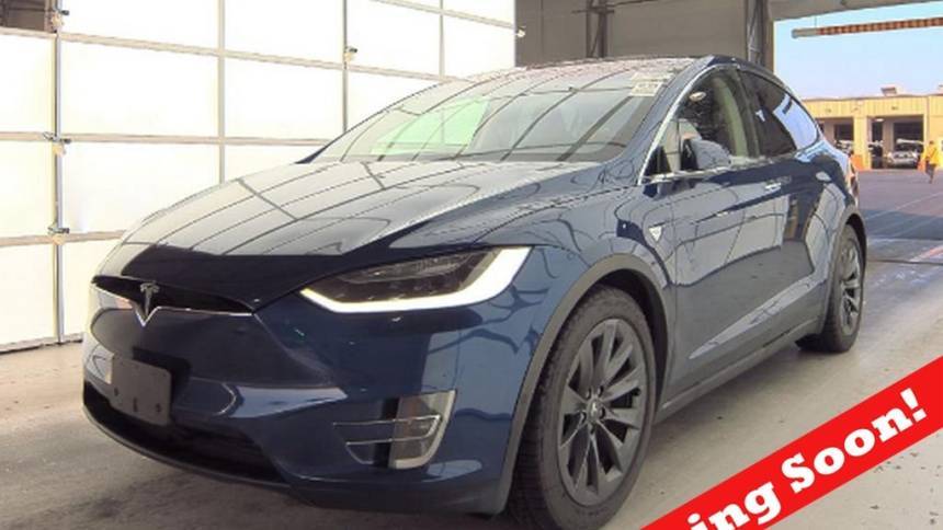 2018 Tesla Model X 5YJXCAE25JF132423