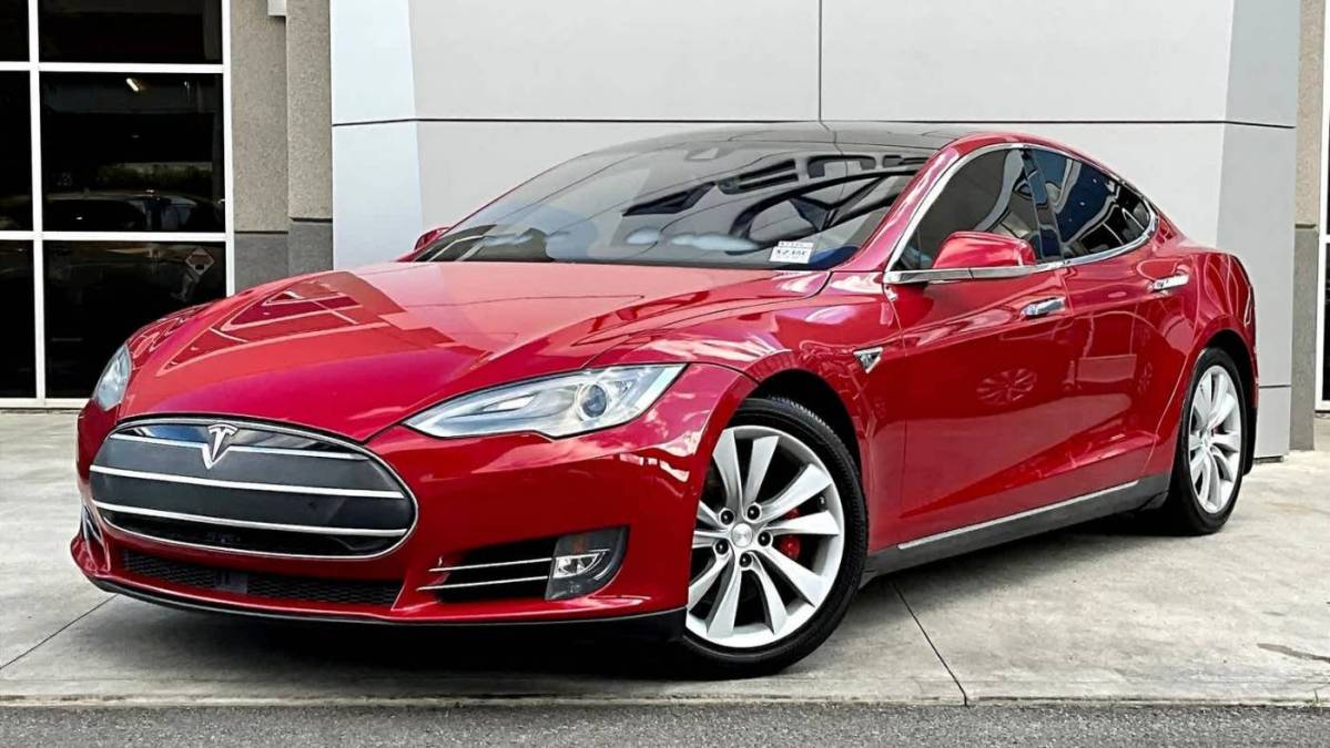 2015 Tesla Model S 5YJSA1H25FFP74000