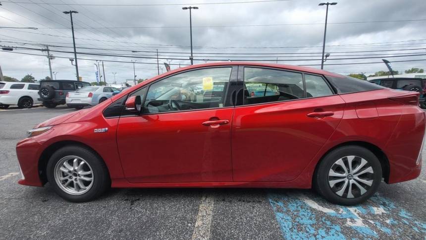 2017 Toyota Prius Prime JTDKARFPXH3054639