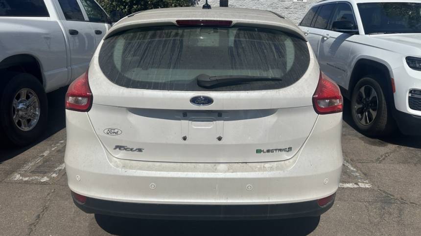 2015 Ford Focus 1FADP3R46FL231955