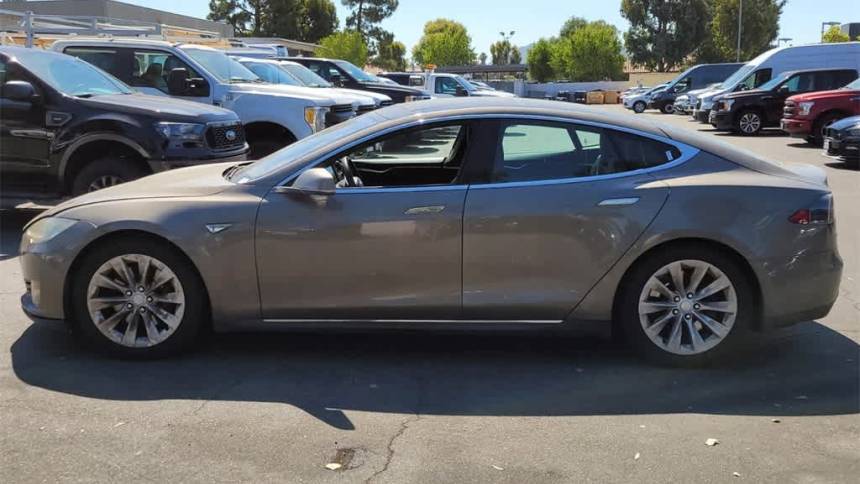 2016 Tesla Model S 5YJSA1E2XGF129753