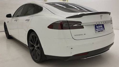 2015 Tesla Model S 5YJSA1E23FF108032