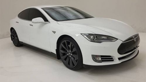 2015 Tesla Model S 5YJSA1E23FF108032