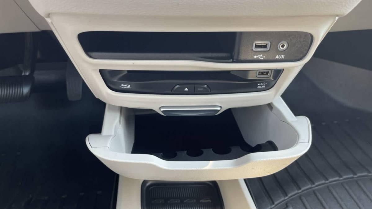 2018 Chrysler Pacifica Hybrid 2C4RC1N72JR248218