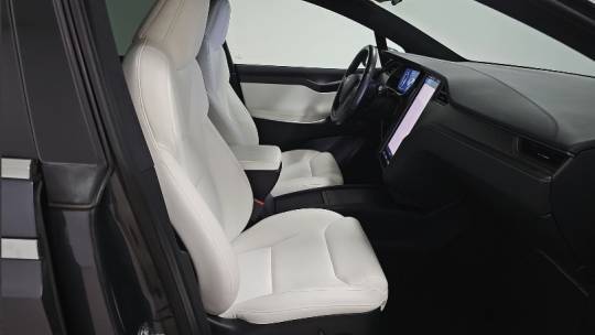 2021 Tesla Model X 5YJXCBE40MF320584