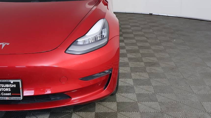 2018 Tesla Model 3 5YJ3E1EB1JF114736