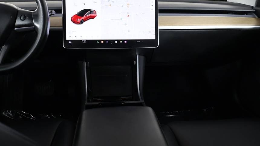 2018 Tesla Model 3 5YJ3E1EB1JF114736