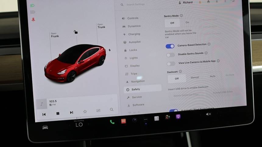 2018 Tesla Model 3 5YJ3E1EB1JF114736