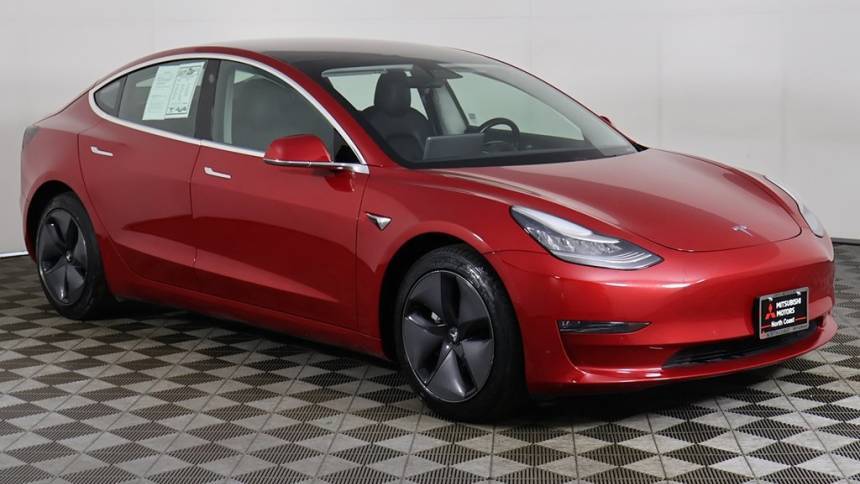 2018 Tesla Model 3 5YJ3E1EB1JF114736