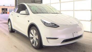 2021 Tesla Model Y 5YJYGDEE1MF210303