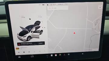 2021 Tesla Model Y 5YJYGDEE1MF210303