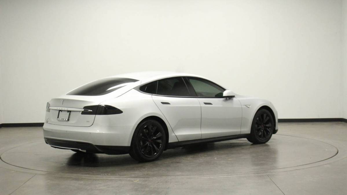 2014 Tesla Model S 5YJSA1H10EFP42951