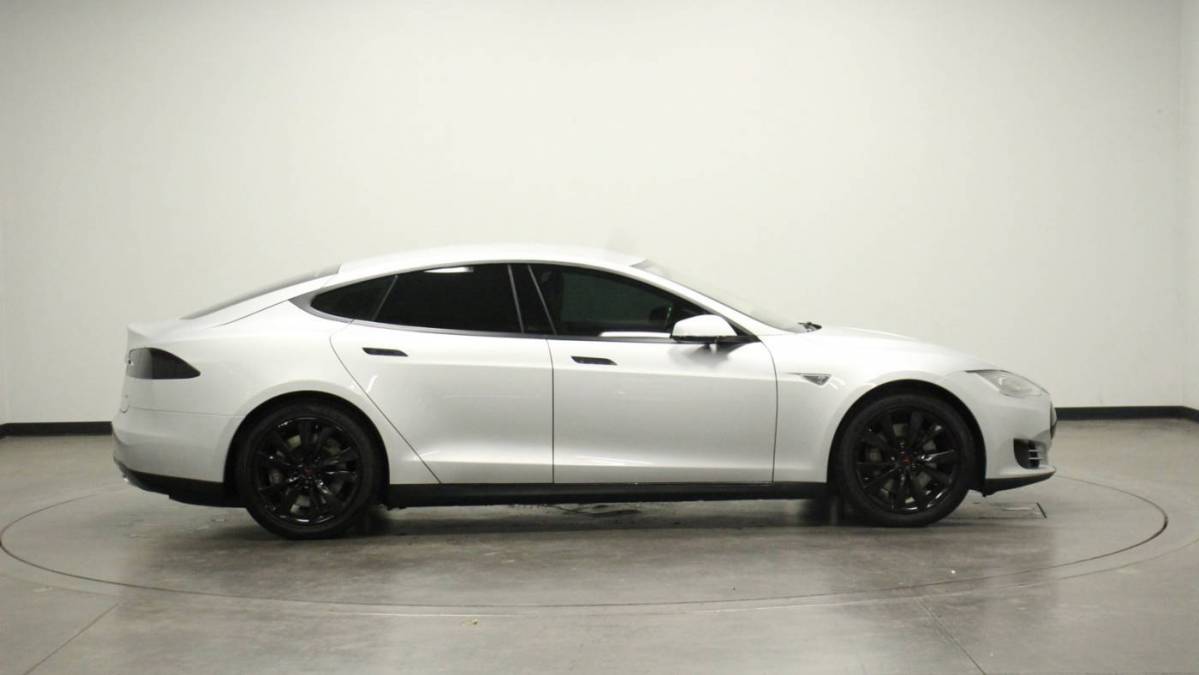 2014 Tesla Model S 5YJSA1H10EFP42951