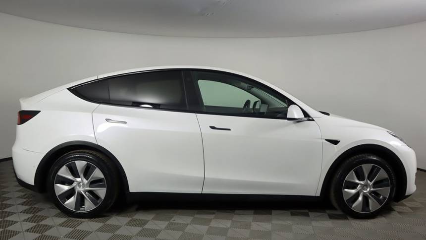 2021 Tesla Model Y 5YJYGDEE5MF066500