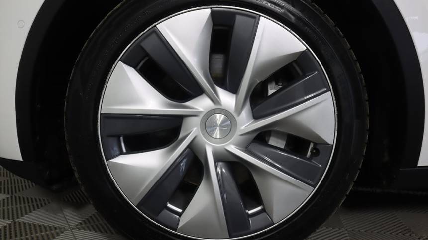 2021 Tesla Model Y 5YJYGDEE5MF066500