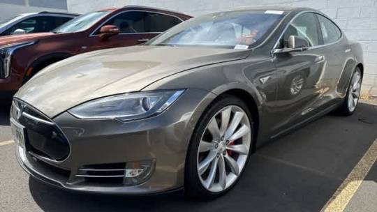 2016 Tesla Model S 5YJSA1E43GF129532