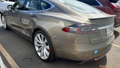 2016 Tesla Model S 5YJSA1E43GF129532