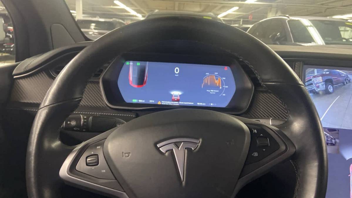 2018 Tesla Model X 5YJXCBE45JF135720