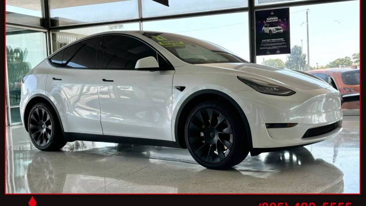 2021 Tesla Model Y 5YJYGDEE9MF118520