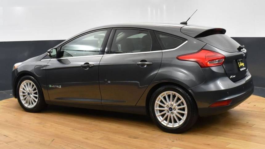 2018 Ford Focus 1FADP3R41JL213243