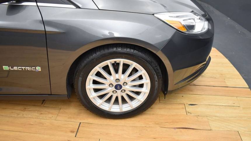 2018 Ford Focus 1FADP3R41JL213243