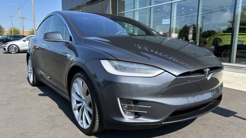 2016 Tesla Model X 5YJXCAE28GF007389