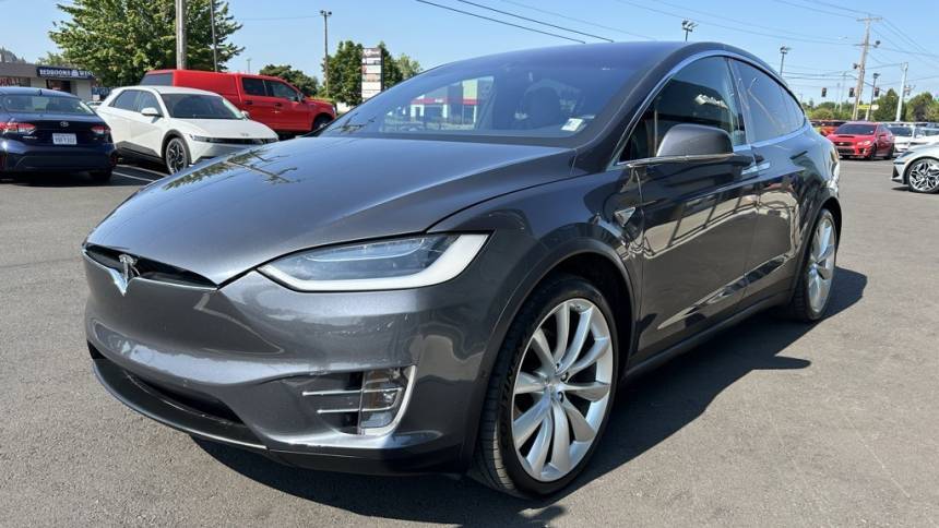 2016 Tesla Model X 5YJXCAE28GF007389