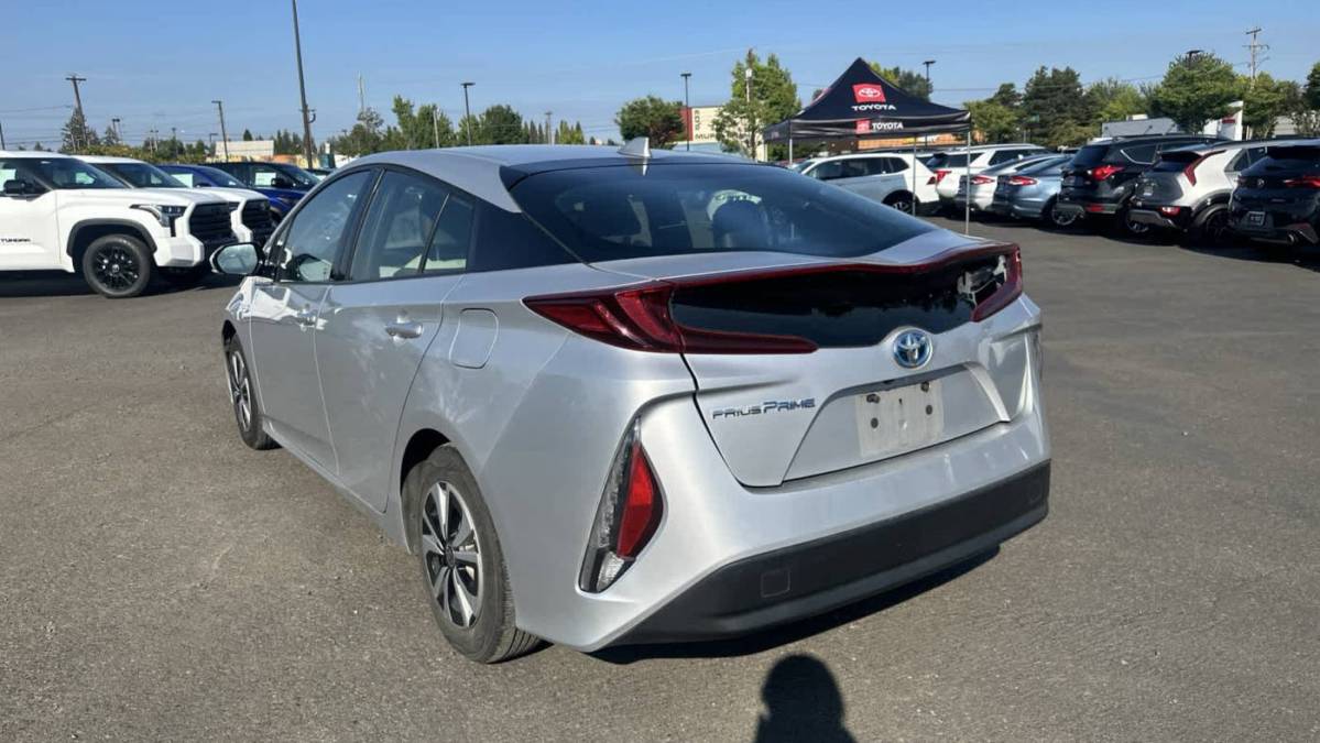 2017 Toyota Prius Prime JTDKARFP1H3066422