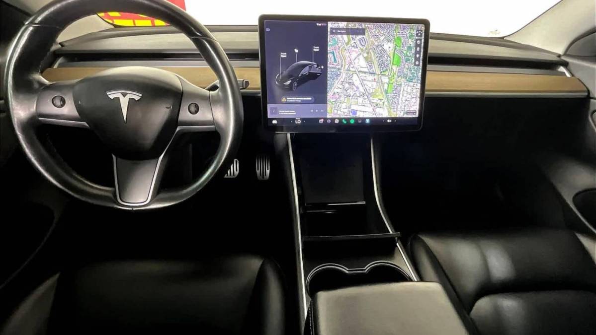 2018 Tesla Model 3 5YJ3E1EB0JF113142