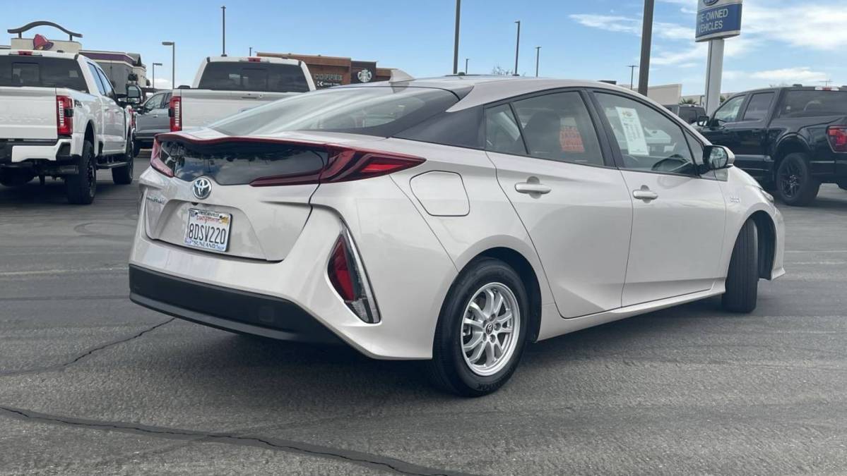 2018 Toyota Prius Prime JTDKARFP7J3079763