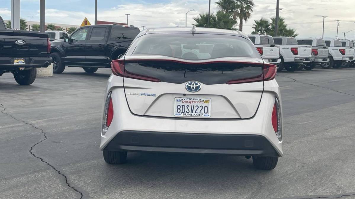 2018 Toyota Prius Prime JTDKARFP7J3079763