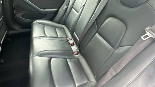 2019 Tesla Model 3 5YJ3E1EB4KF493166