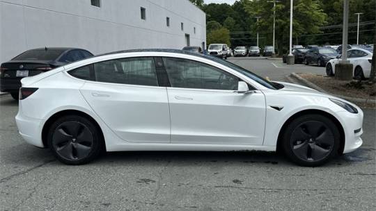 2019 Tesla Model 3 5YJ3E1EB4KF493166