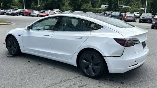 2019 Tesla Model 3 5YJ3E1EB4KF493166