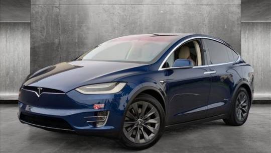 2017 Tesla Model X 5YJXCDE25HF056858