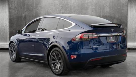 2017 Tesla Model X 5YJXCDE25HF056858