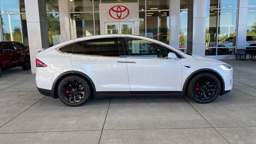 2020 Tesla Model X 5YJXCDE47LF261589