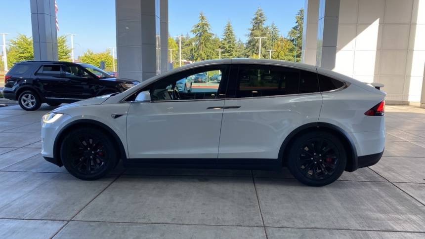 2020 Tesla Model X 5YJXCDE47LF261589