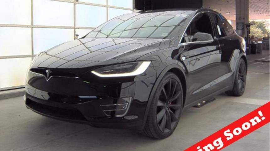 2018 Tesla Model X 5YJXCBE42JF120172