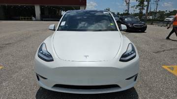 2021 Tesla Model Y 5YJYGDEE0MF244460