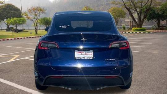 2020 Tesla Model Y 5YJYGDEE3LF054294