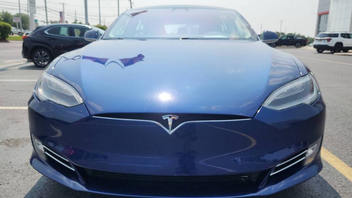 2017 Tesla Model S 5YJSA1E24HF196012