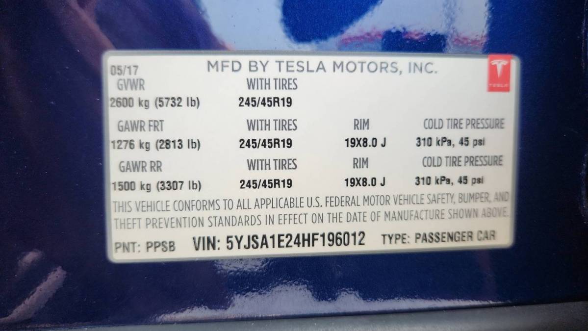 2017 Tesla Model S 5YJSA1E24HF196012