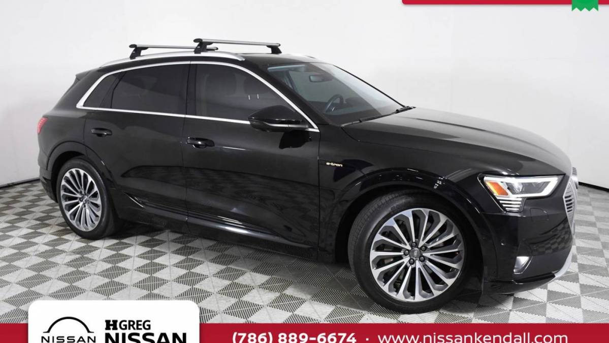 2019 Audi e-tron WA1VAAGEXKB025077