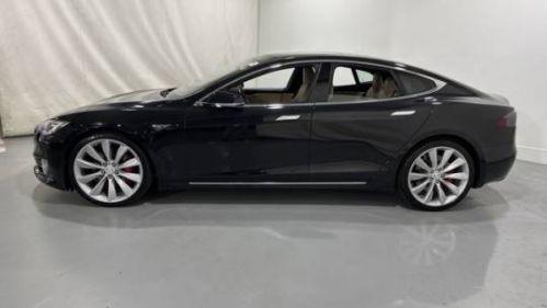 2016 Tesla Model S 5YJSA1E49GF144133