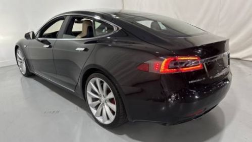 2016 Tesla Model S 5YJSA1E49GF144133