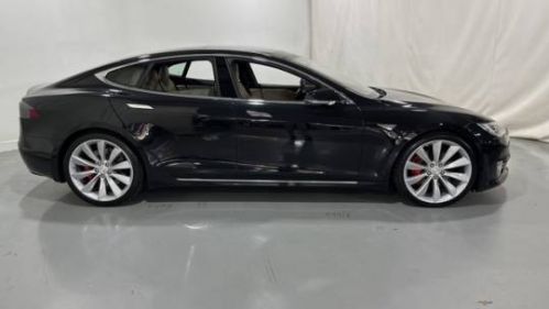 2016 Tesla Model S 5YJSA1E49GF144133