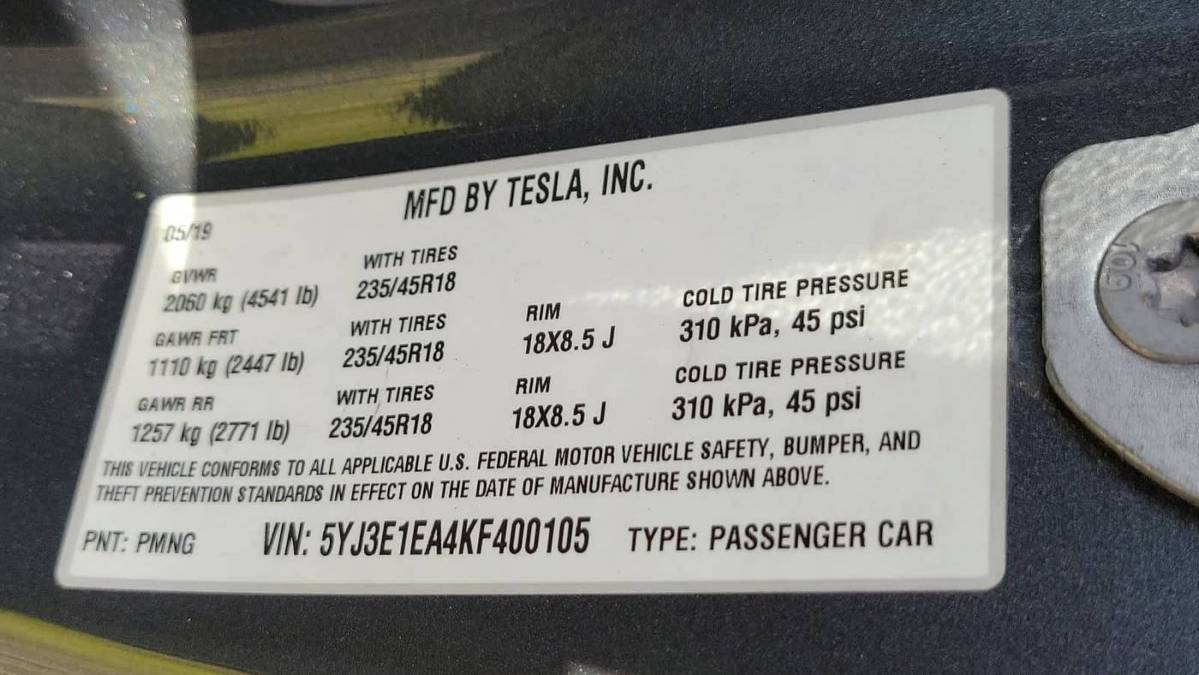 2019 Tesla Model 3 5YJ3E1EA4KF400105