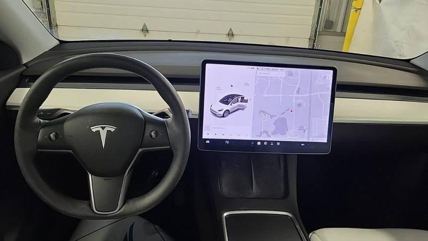 2021 Tesla Model Y 5YJYGAEE2MF238206