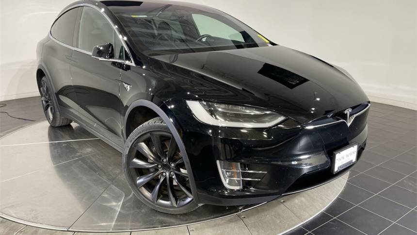 2017 Tesla Model X 5YJXCBE29HF044426